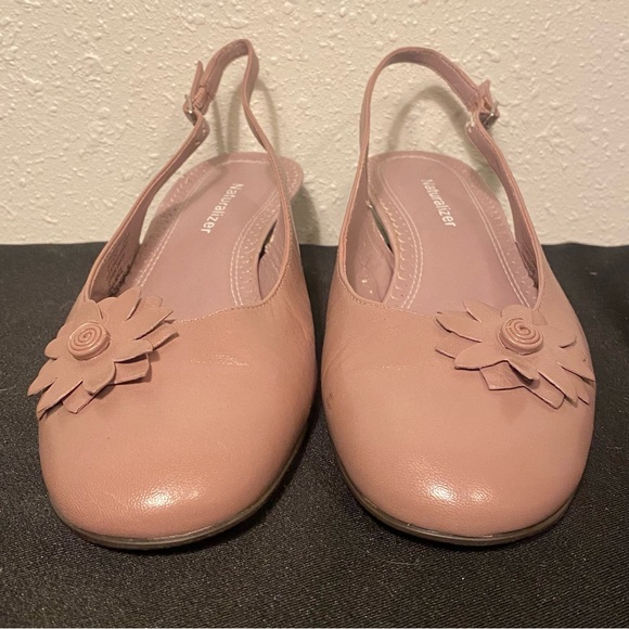 Naturalizer Mauve Flower Kitten Heel Slingbacks 6 - Picture 2 of 7